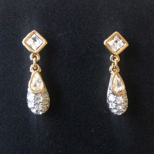 Swarovski drop earrings